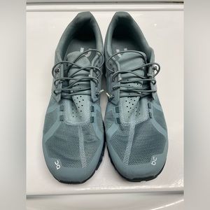 On Cloud OC Sneakers Olive Green Women’s 11.5 Men’s 9.5